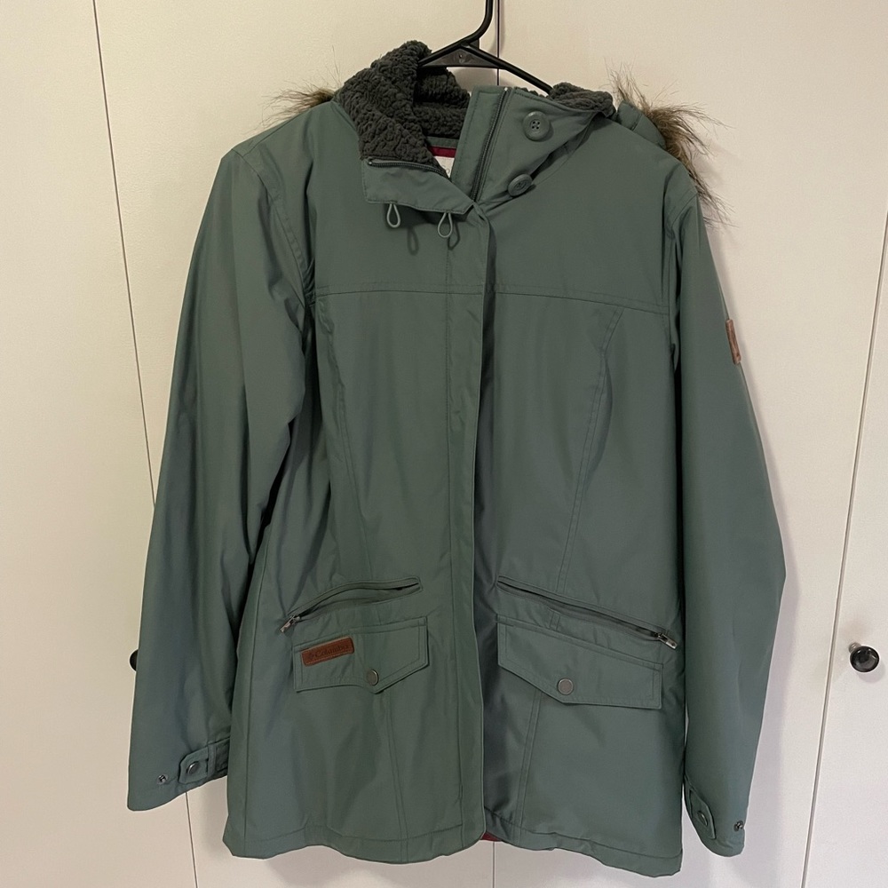 Women’s Columbia winter jacket